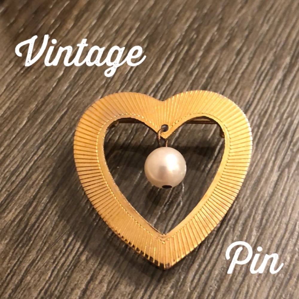 Vintage Heart Pin with Dangle Faux Pearl